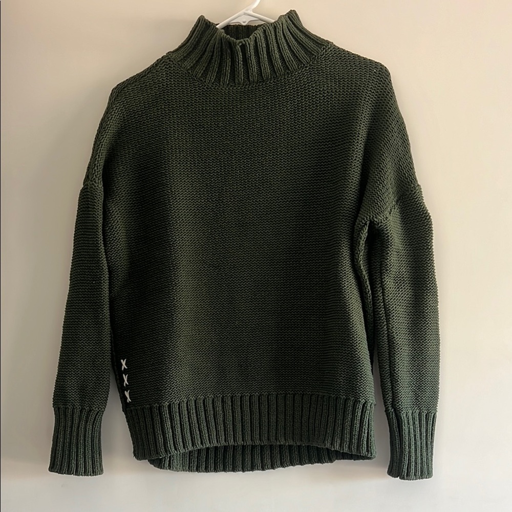 Alp N Rock Women's Green Turtleneck Sweater
